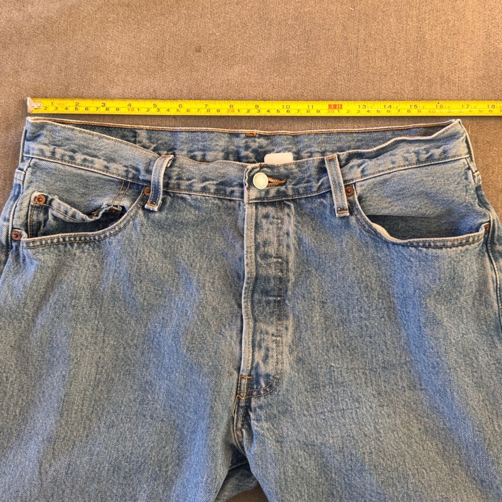Vintage Levi’s Denim Jeans w/ Cropped Raw Hem - Picture 7 of 7